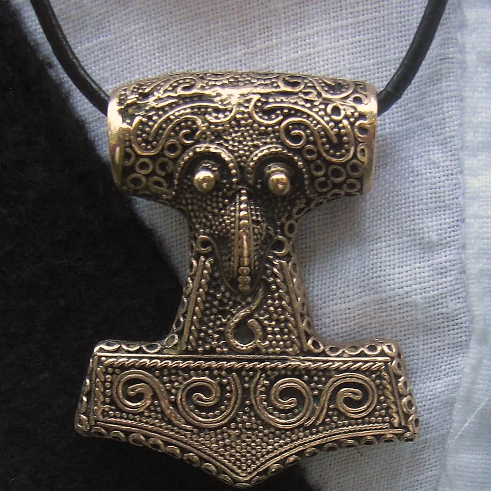 Collier Mjölnir en acier, marteau de Thor